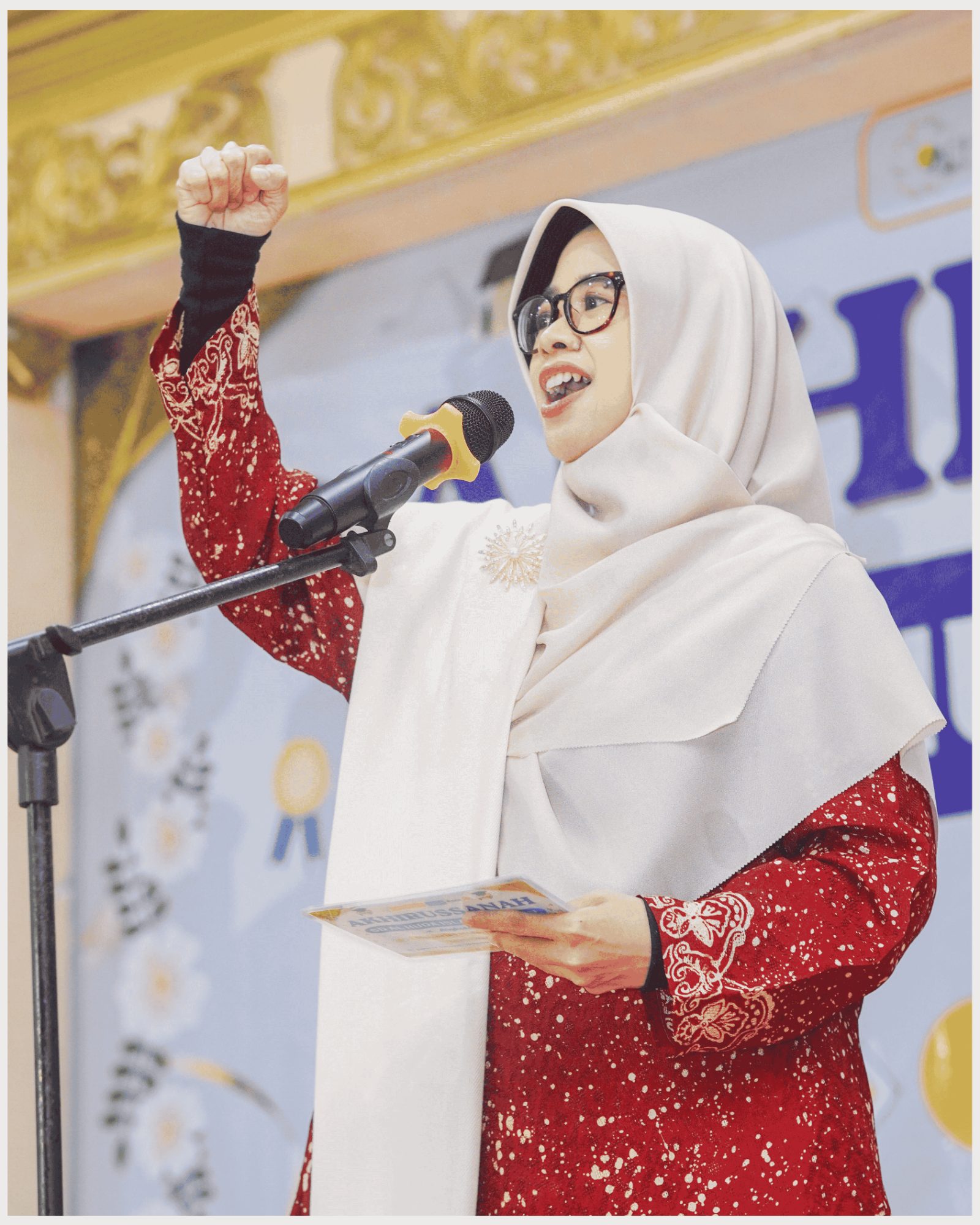 Foto Kepala Sekolah Ms Lulu Ilhamdi